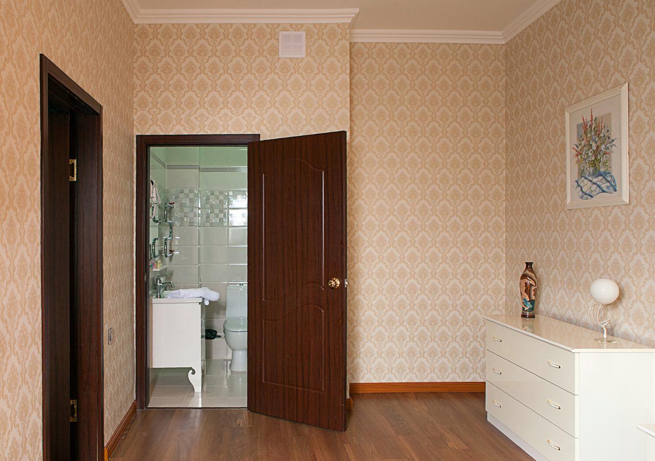 Hotel Topaz Akmola Esterno foto