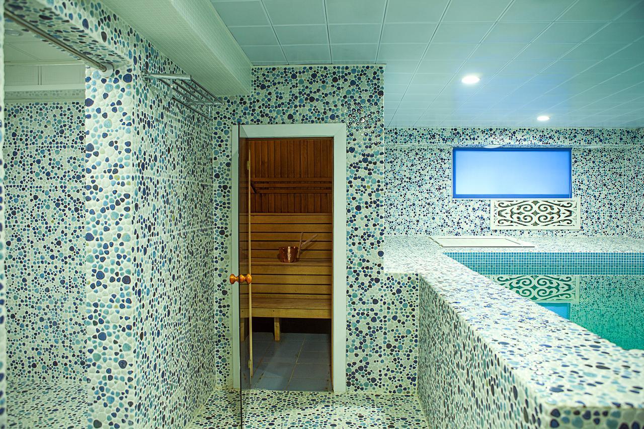 Hotel Topaz Akmola Esterno foto