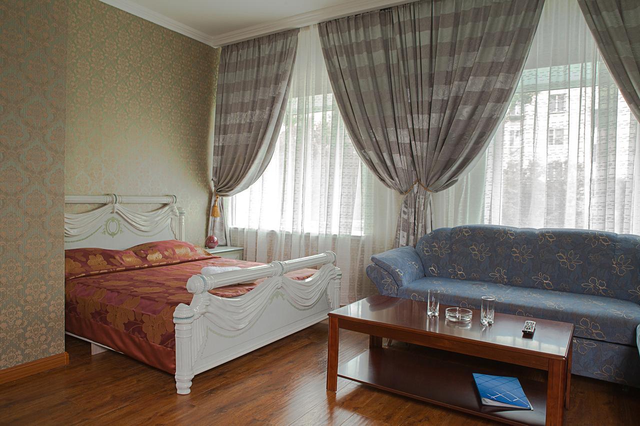 Hotel Topaz Akmola Esterno foto